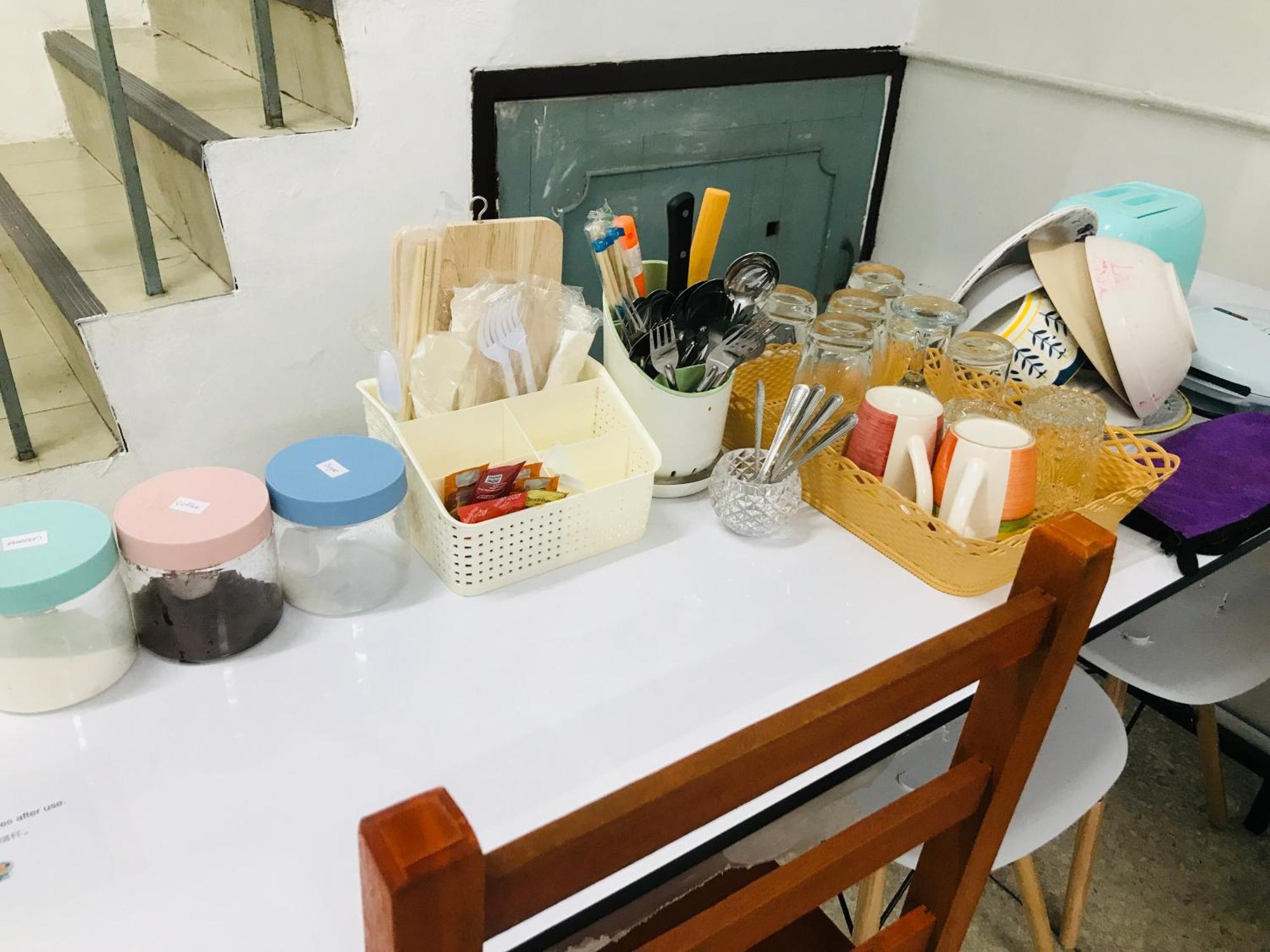 Silom Guesthouse Bangkok Bagian luar foto